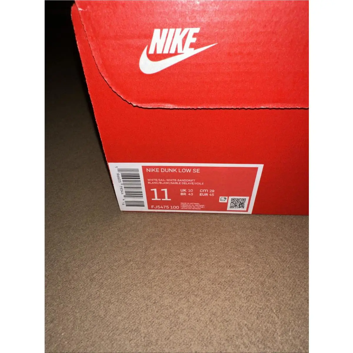 Nike shoes - Ivory (UPC: 196605793444) 1