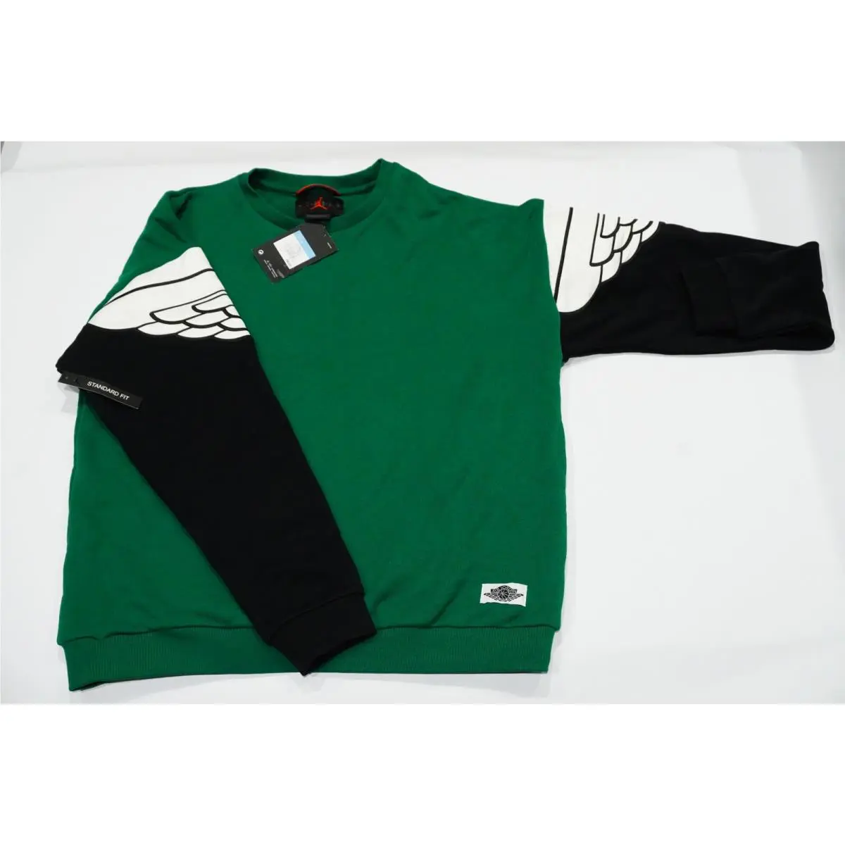 Air Jordan Wings Classic Crew Sweatshirt Sz M Med Green/black AO0426-302
