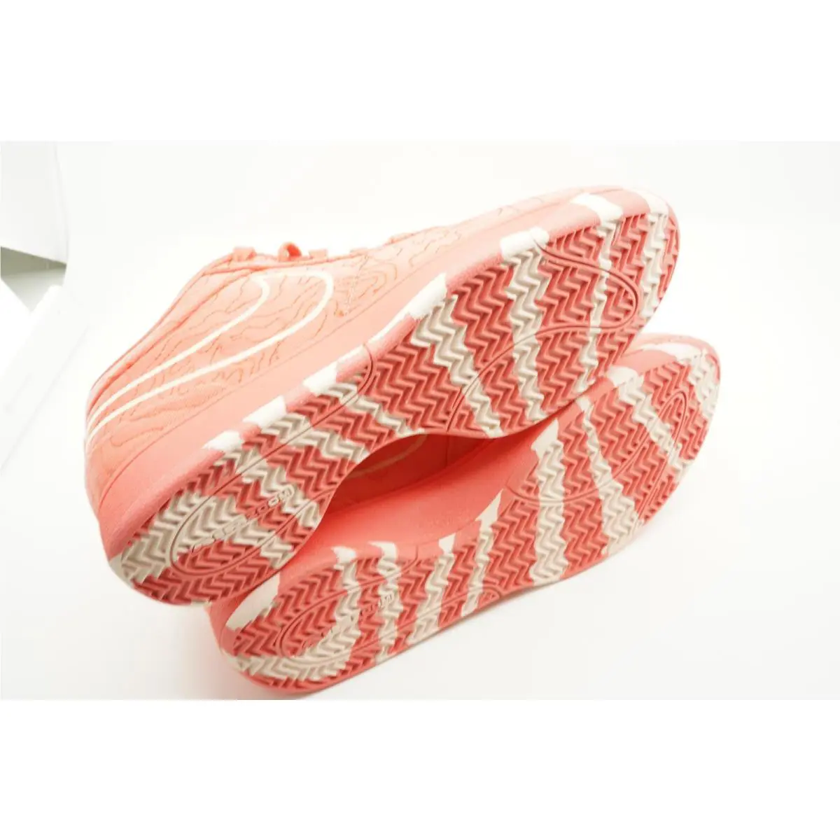 Nike shoes - Book 1 Text - Book Text - Magic Ember/White/Onyx 5