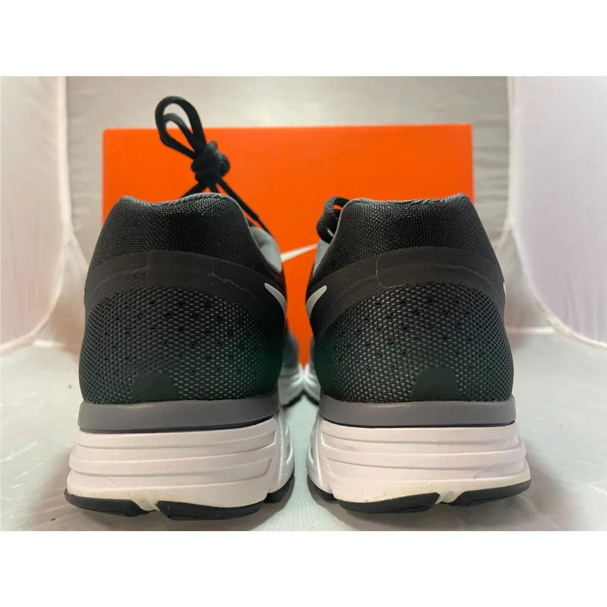 Nike shoes - Nike Air Zoom Vomero 8 - Black 3