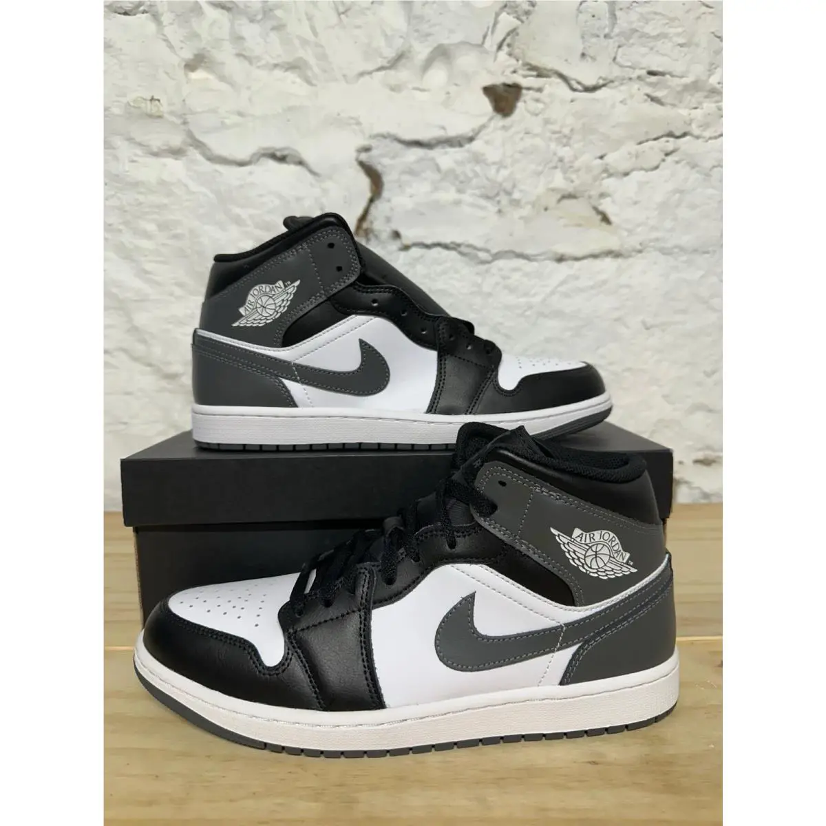 Nike shoes - Nike Air Jordan 1 - Air - DQ8423 001 - Black 2