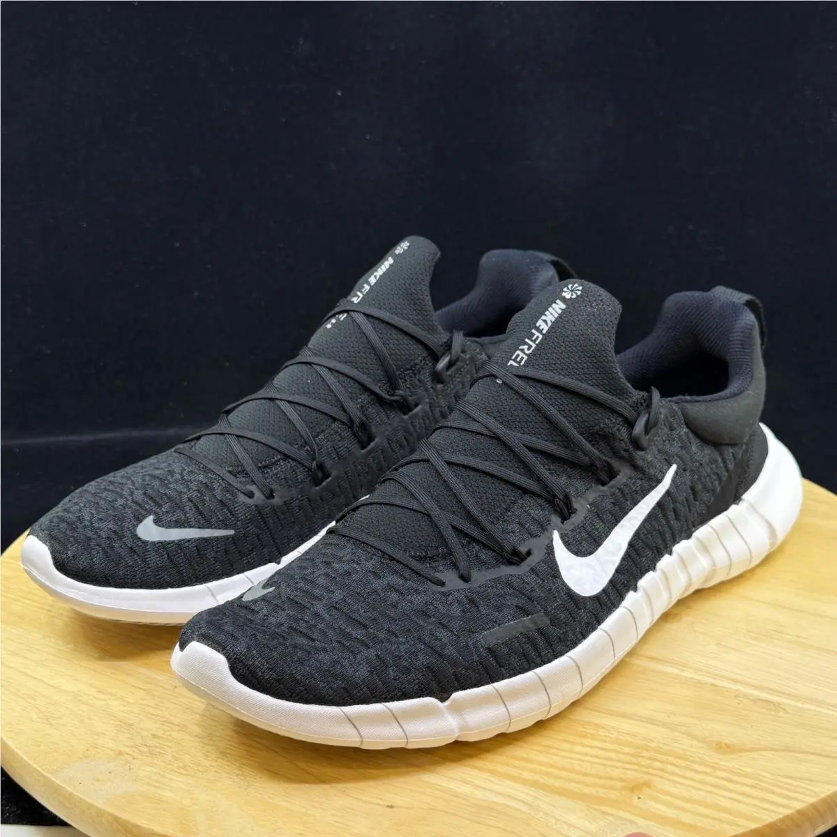 Nike shoes - Black 0