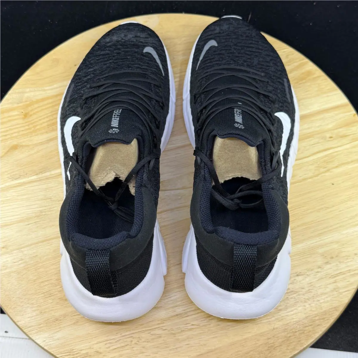 Nike shoes - Black 6