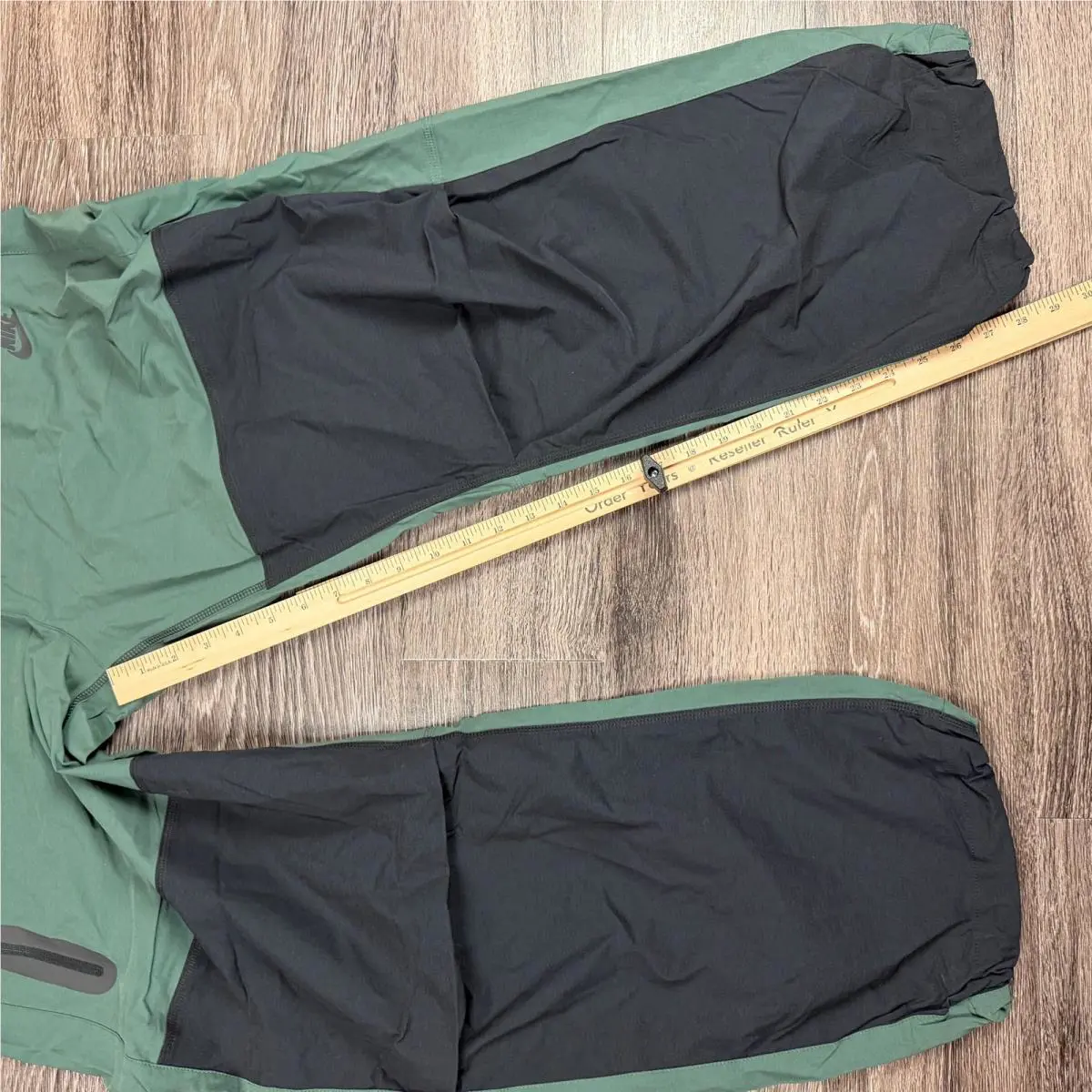 Nike clothing - Green 4