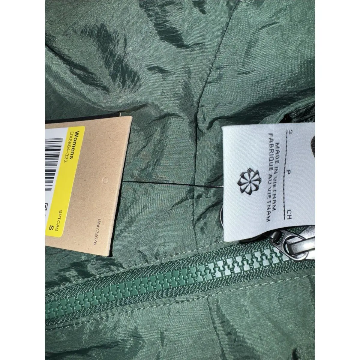 Nike clothing - Green 3