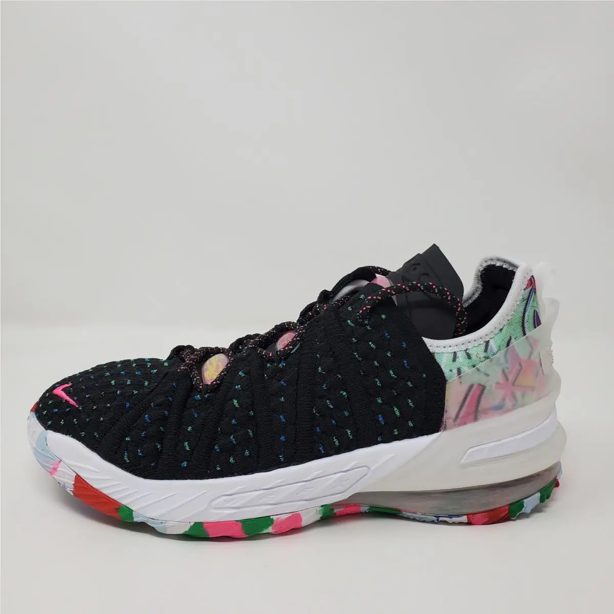 Nike shoes - Nike LeBron 18 - LeBron - Black 3