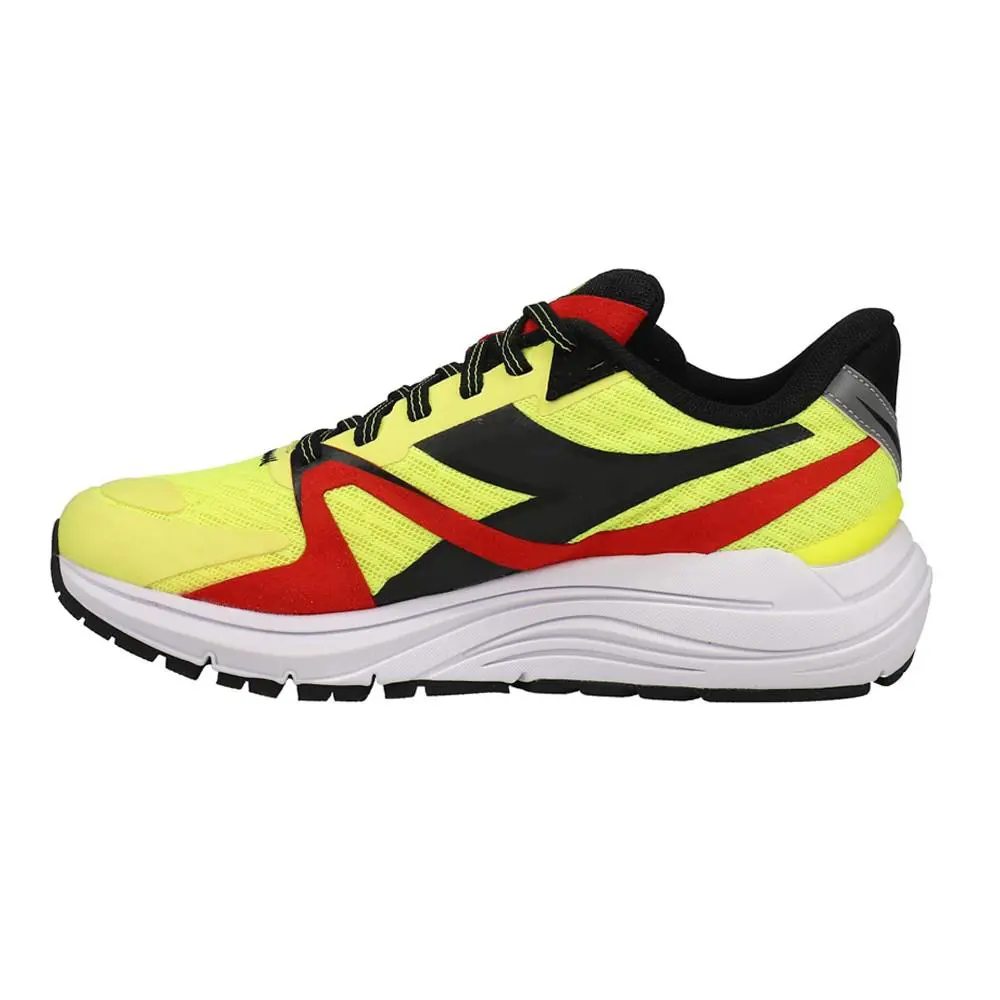 Diadora shoes - diadora Mythos Blushield 8 Vortice Running - 179087-D0273 - Yellow 1