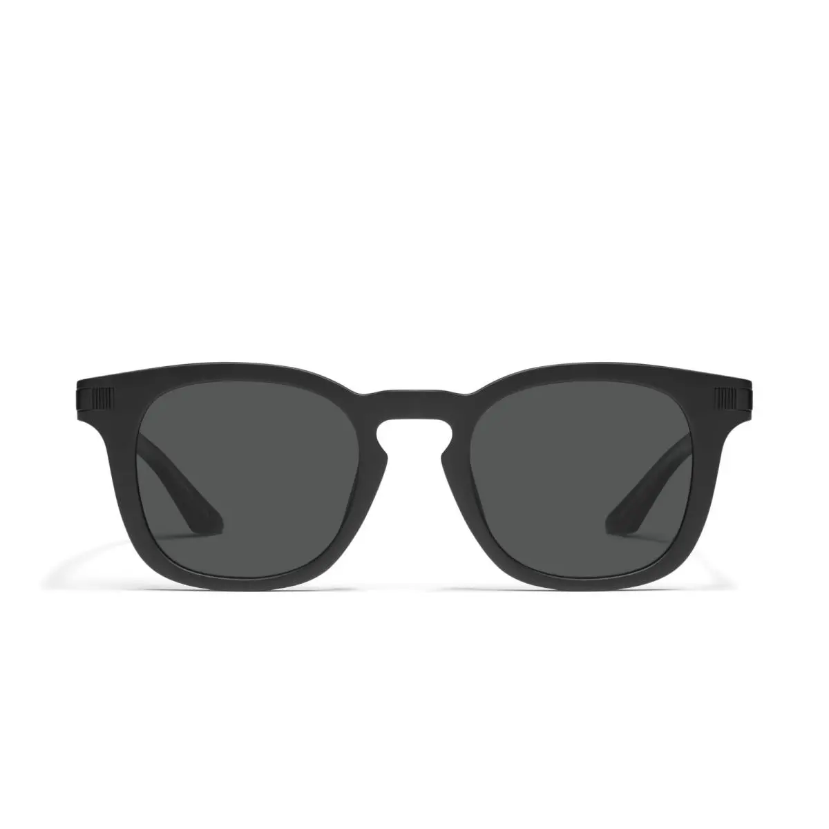 Quay Men`s Sunglasses Polarized Round Lenses with UV Protection Weekender