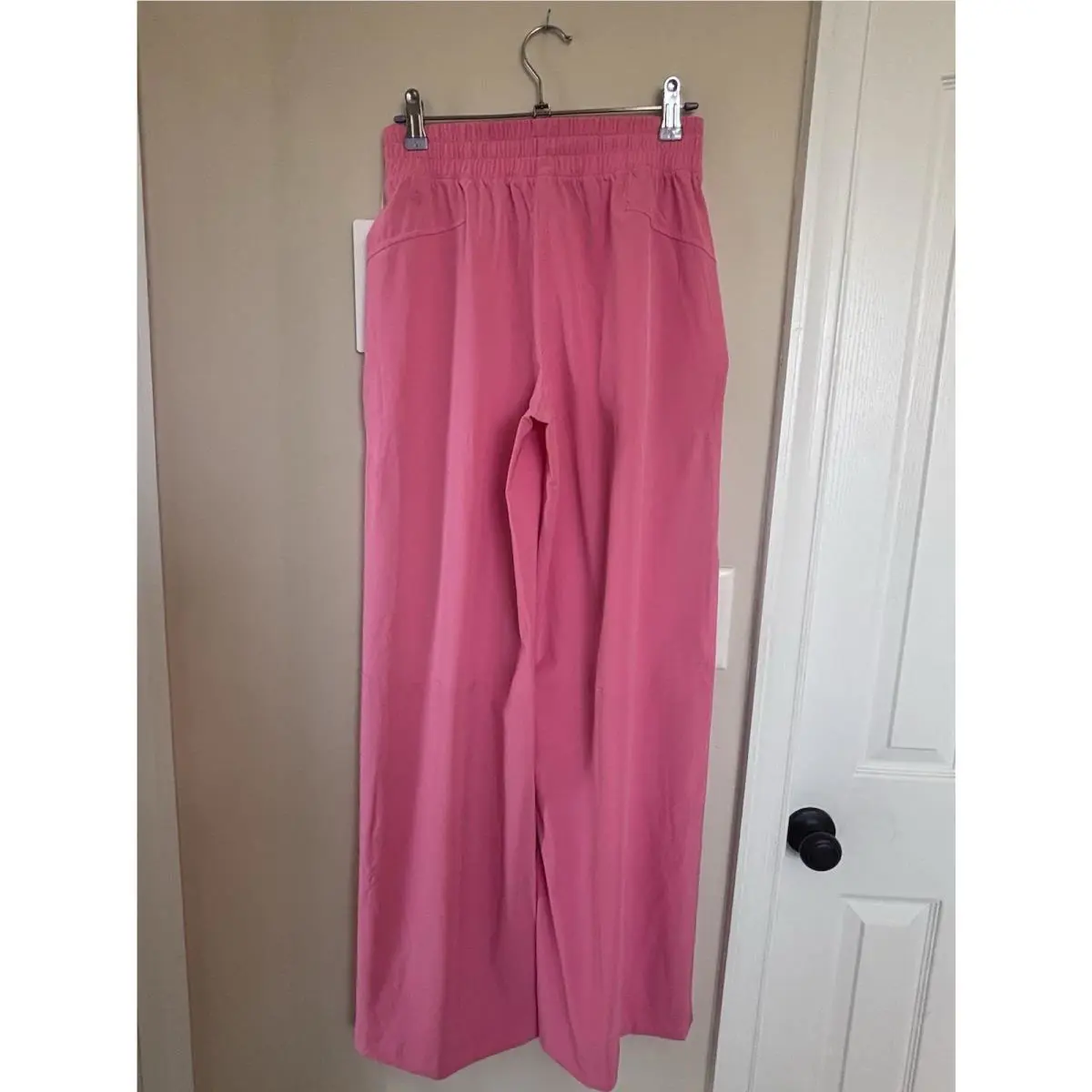 Lululemon clothing - Sakura pink 1