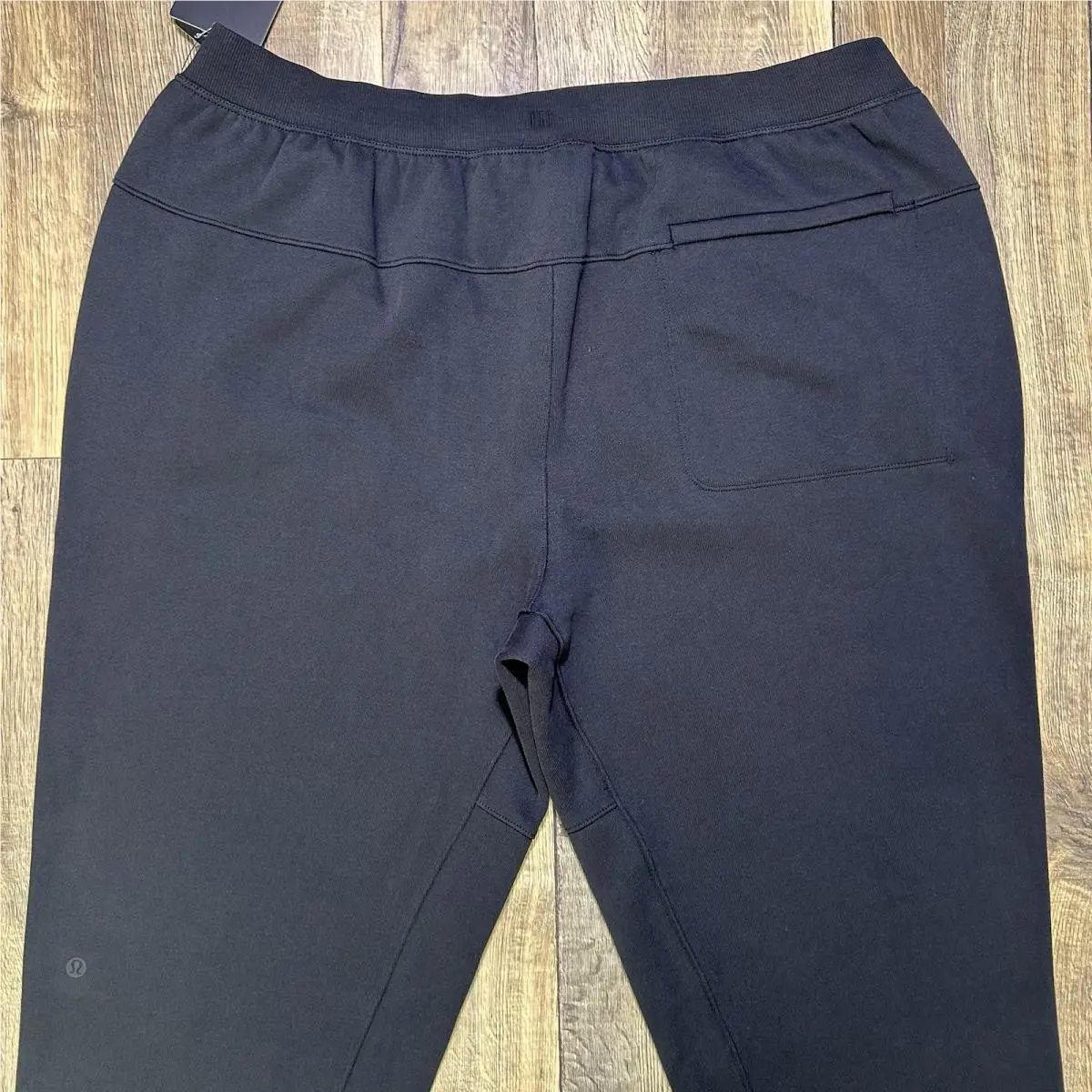 Lululemon clothing - Black 4