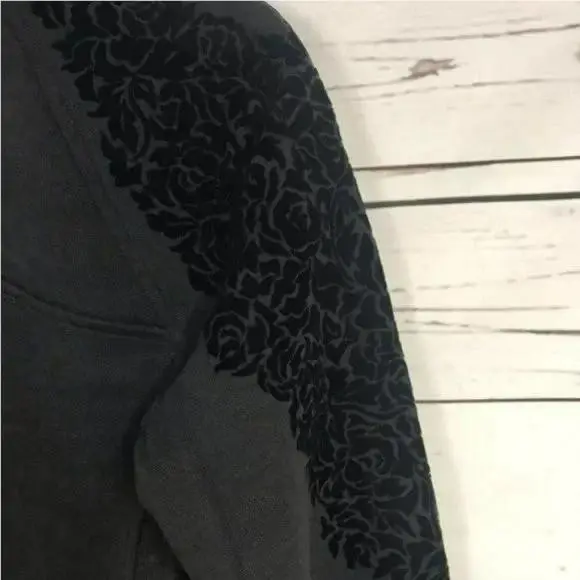 Lululemon clothing - Black 2