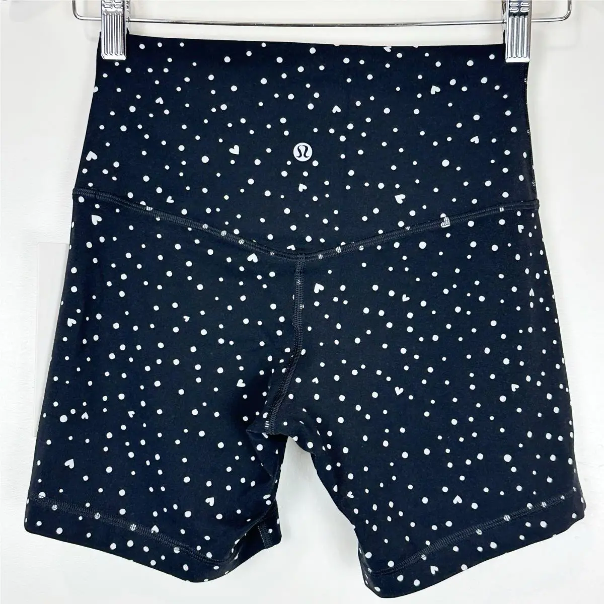 Lululemon clothing - heart scatter dot print white black 2