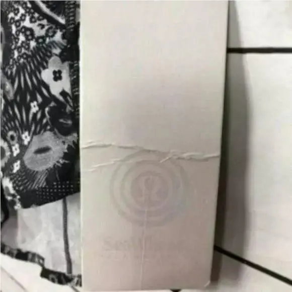 Lululemon clothing - Multicolor 3