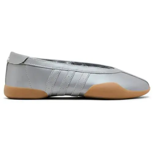 Adidas Taekwondo Mei Ballet Silver Metallic JR7032 Women`s 7.5 - Silver