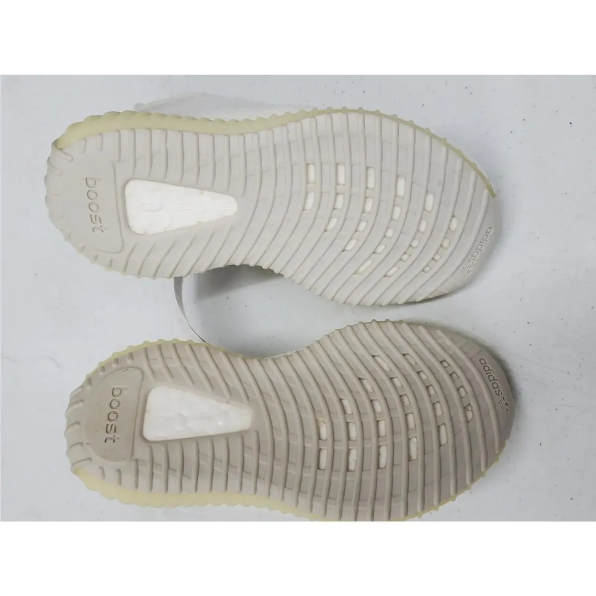 Adidas shoes - adidas Yeezy Boost 350 V2 - White (UPC: 4058031695111) 4