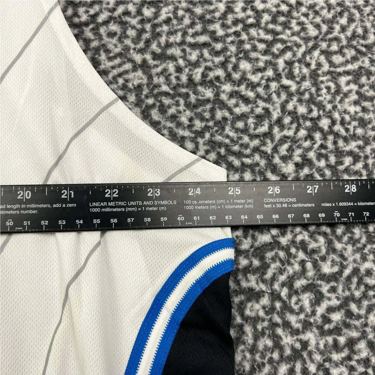 Adidas clothing - White 4