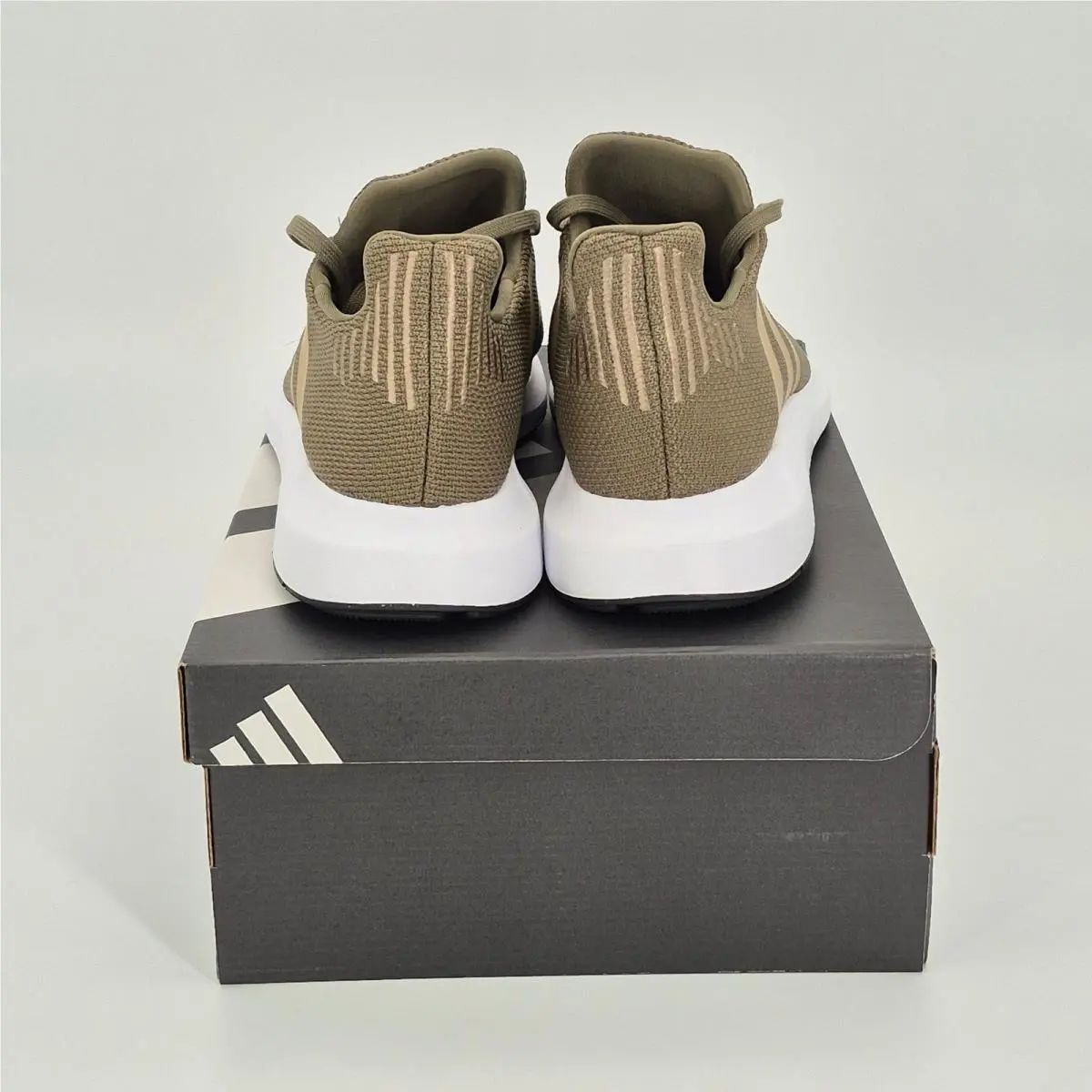 Adidas shoes - JR6891 - JR6891 - Multicolor (UPC: 197619670981) 4