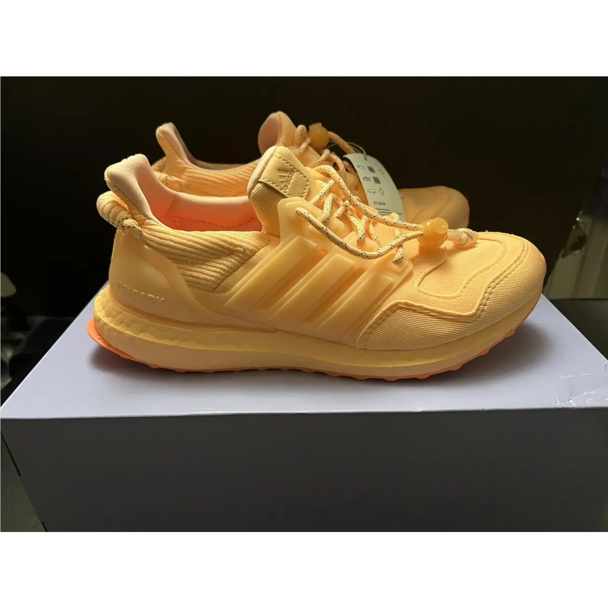 Adidas Ivp Ultrabosst Mens 8.5 Wmns 9.5