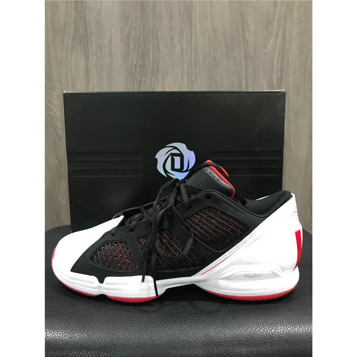 Adidas shoes - Core Black/White (UPC: 195740324773) 1