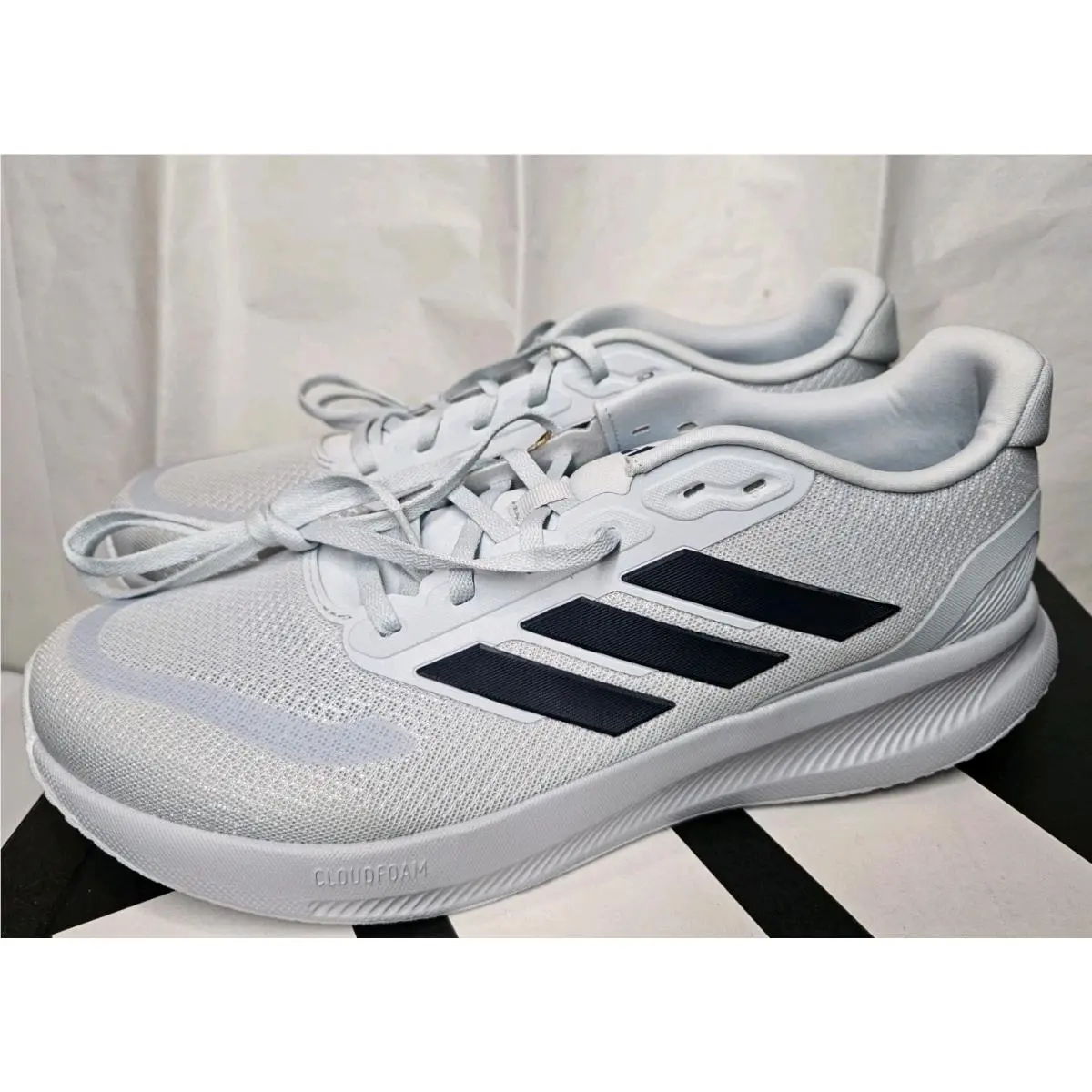 Adidas Runfalcon 5 Men`s Athletic Shoes sz 11 Light Blue Style JI0874