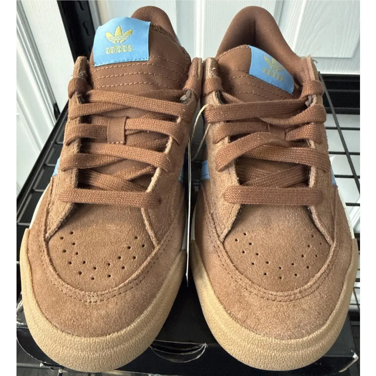 Adidas Size 6 Men / 7 Women - Nora Brown Skateboarding Shoes