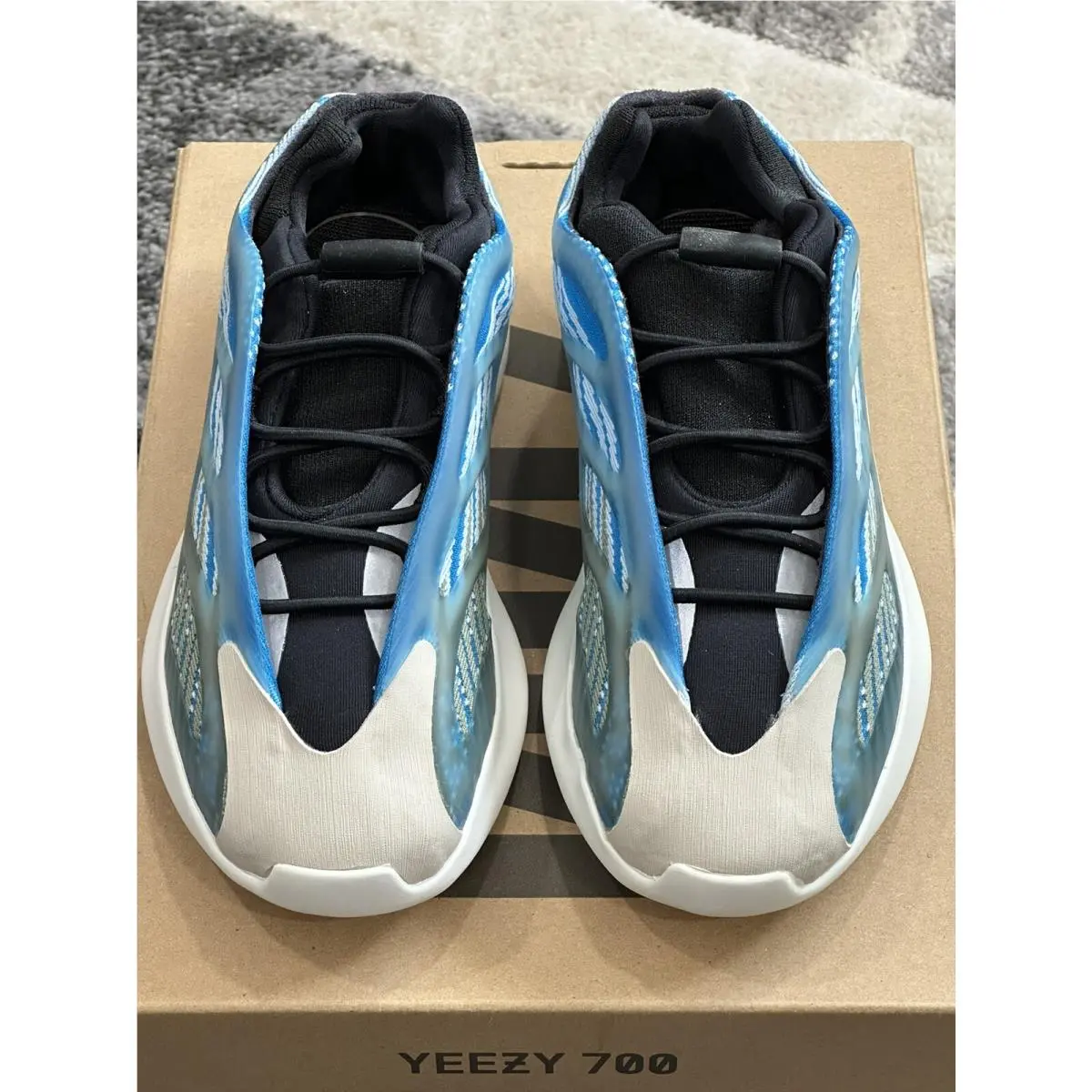 Adidas shoes - adidas Yeezy 700 V3 - Yeezy - G54851 - Multicolor 0