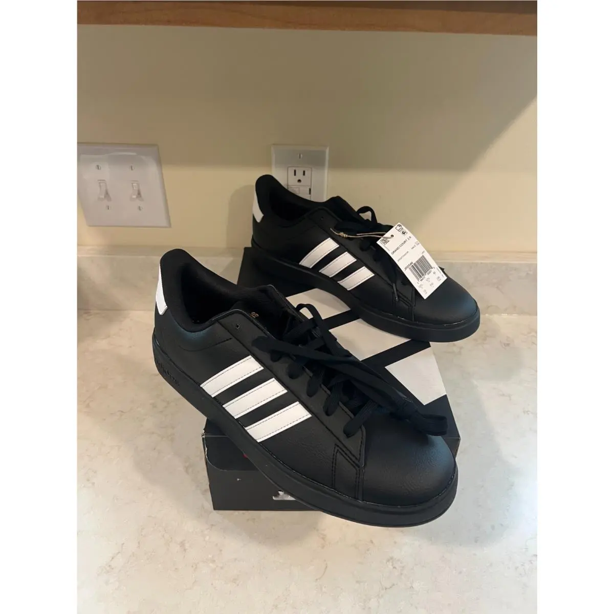 Adidas Grand Court 2.0 Tennis Shoe Men`s Size US 13 Black JR0546