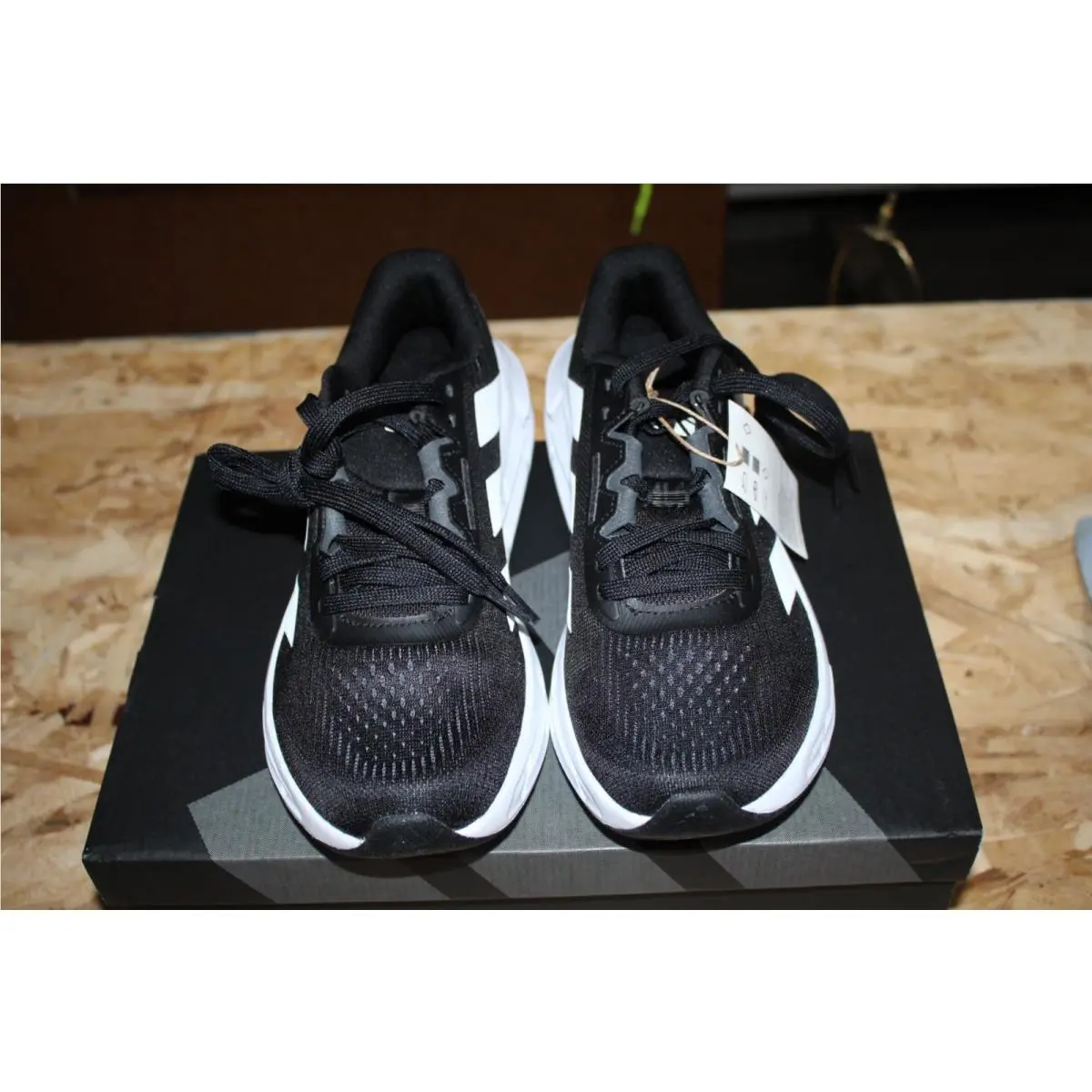 Adidas Questar 3 ID8738 Shoes Womens 8 Black/white