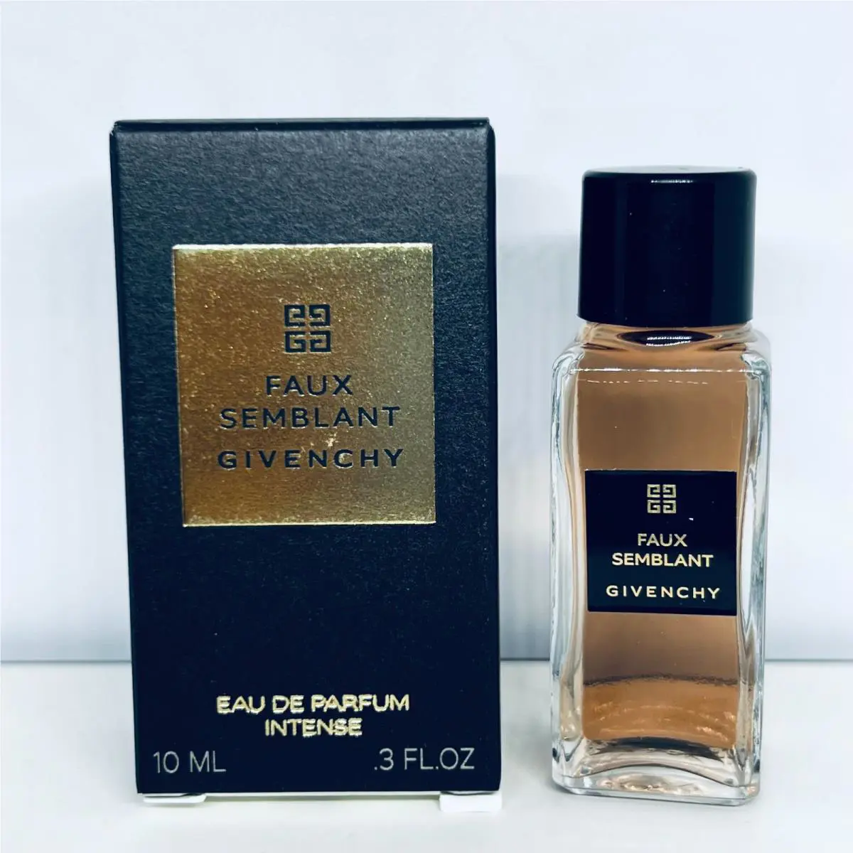 Givenchy Semblant Eau de Parfum Intense Travel Splash Dabber 10ml/0.3oz