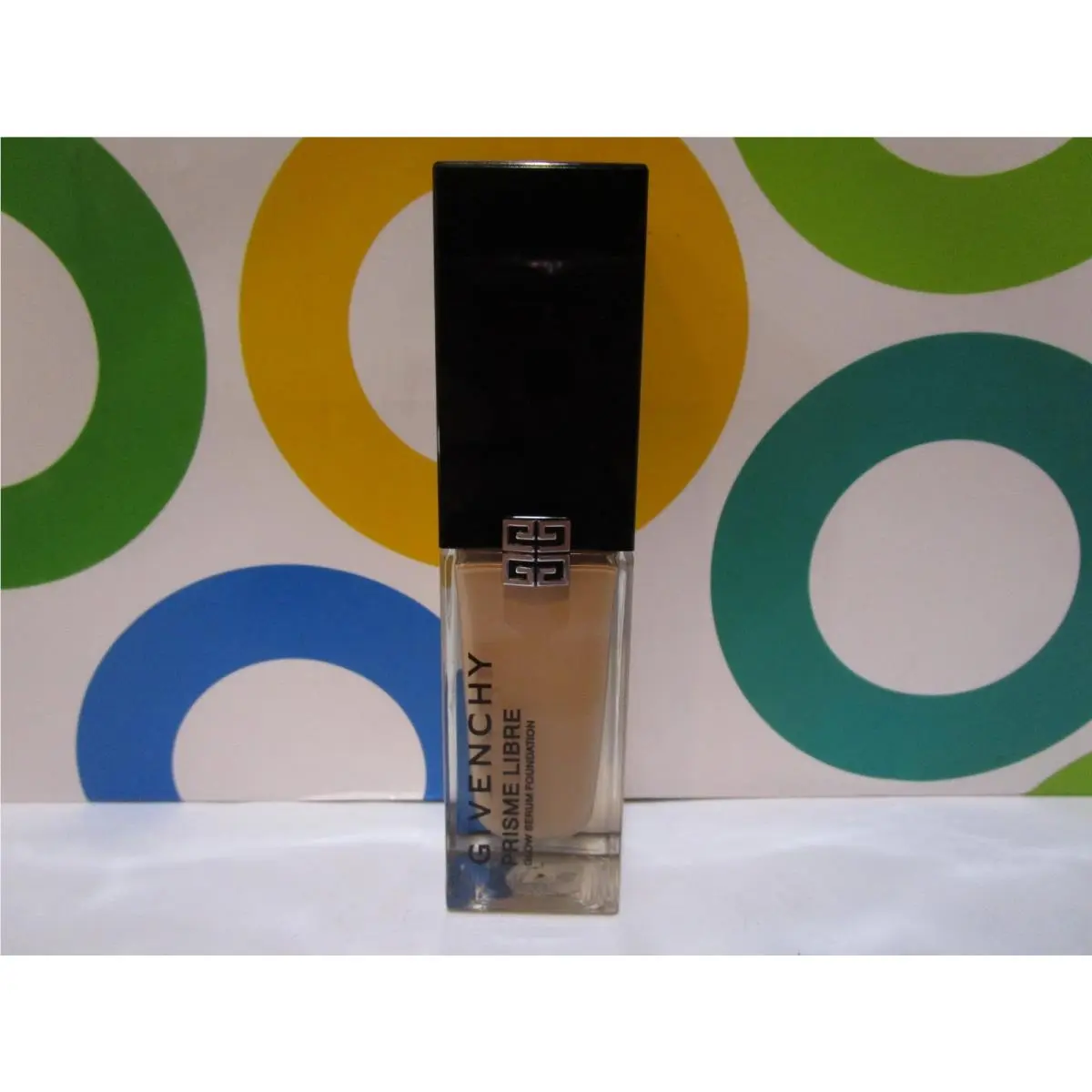 Givenchy Prisme Libre Glow Serum Foundation 3N 1 OZ