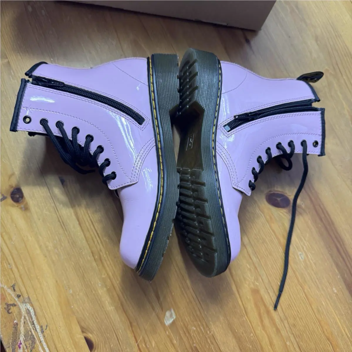 Dr. Martens shoes - Pink 2