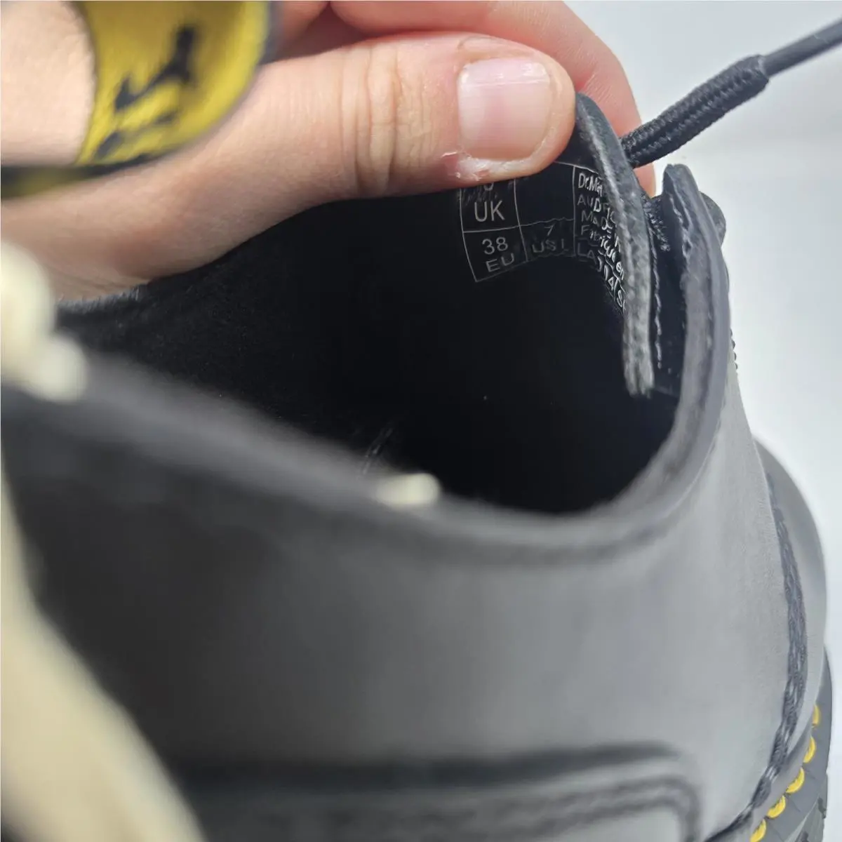 Dr. Martens shoes - Dr Martens Audrick 3 Eye - Black 9
