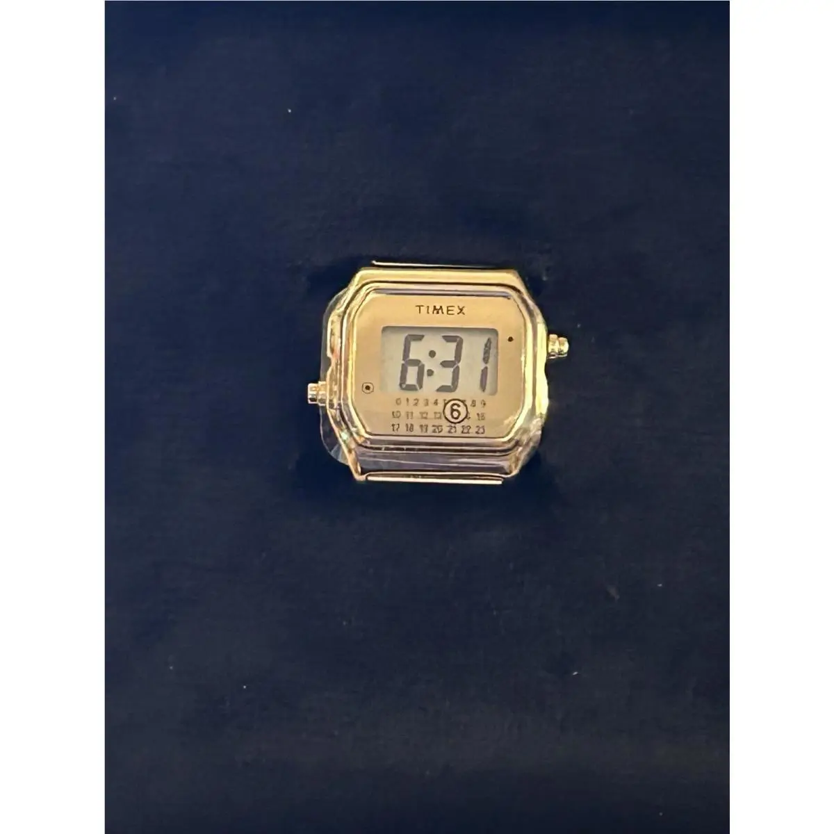 x MM6 T80 Ring Watch Gold S/m • Maison Margiela TW2Y50100JR by Timex