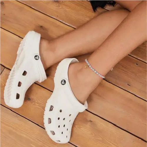 Crocs Classic Clog Slip Sandal Sleeper Slide Men Size 10 Casual Shoes White/