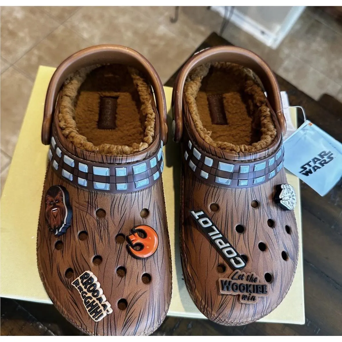 Crocs x Star Wars Chewbacca Classic Lined Clog Shoes Sandals Women 7 Men 5