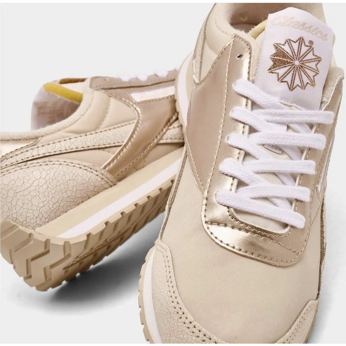 Reebok shoes - Reebok Classic AZ - Classic - 255607 670 - Rose Gold/White/Muted Clay 15
