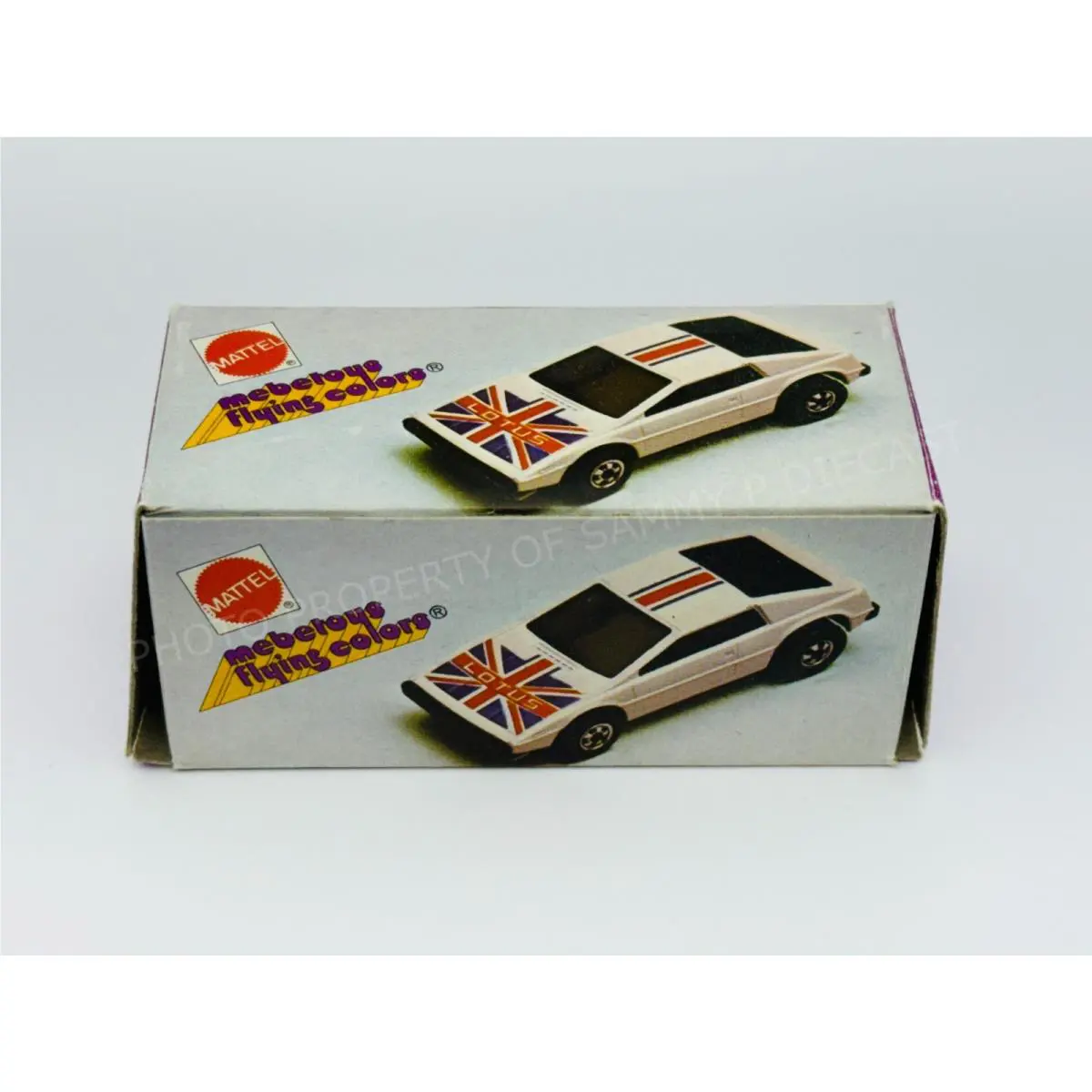 Hot Wheels Mebetoys Blackwall Royal Flash White Flying Colors