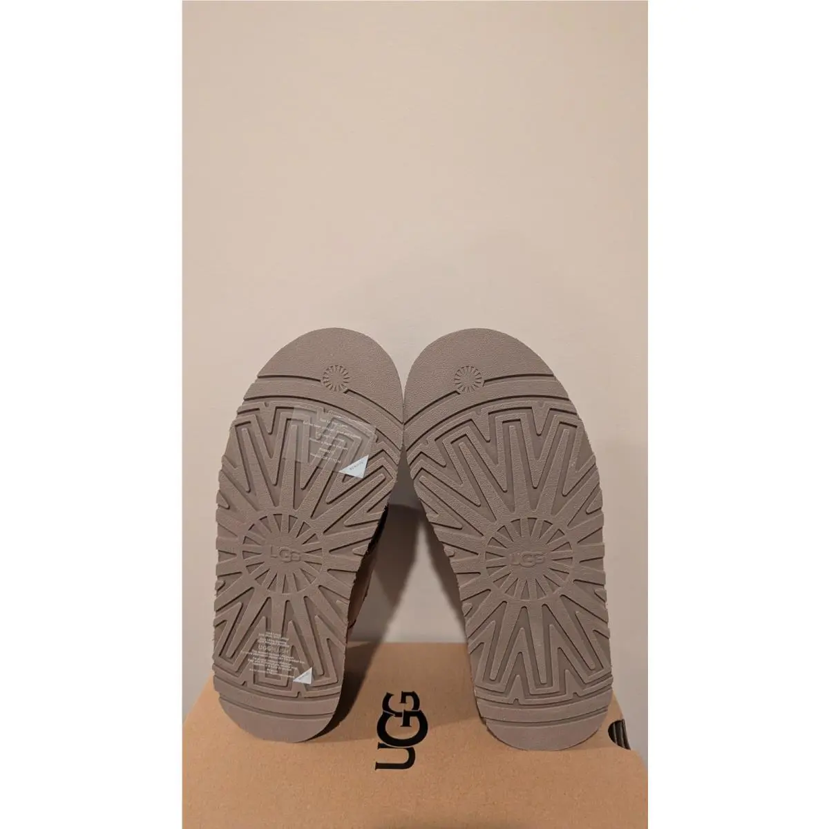 UGG shoes - Chestnut 3