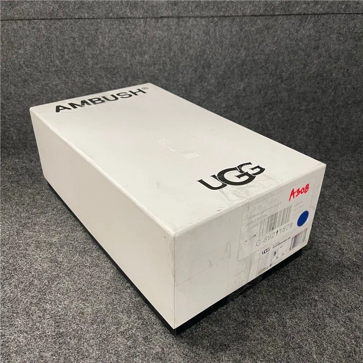 UGG shoes - vs-183685 - vs-183685 - White (UPC: 198605336362) 0