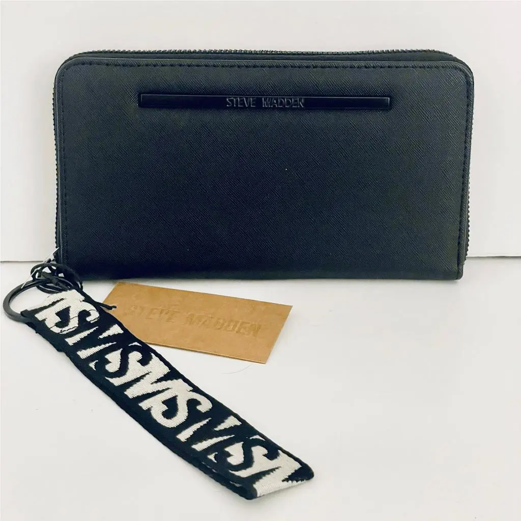Steve Madden Bzip-cnw Black All Around Zipper Wallet Guitar Wristlet Strap