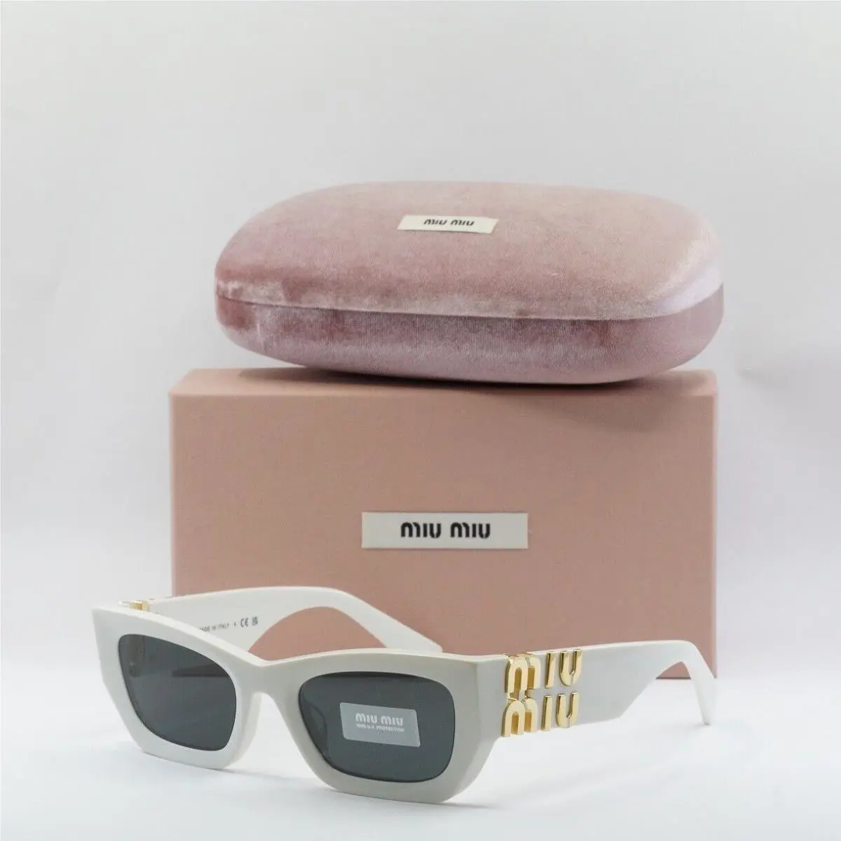 Miu Miu MU09WS 1425S0 White/dark Grey 53-22-135 Sunglasses