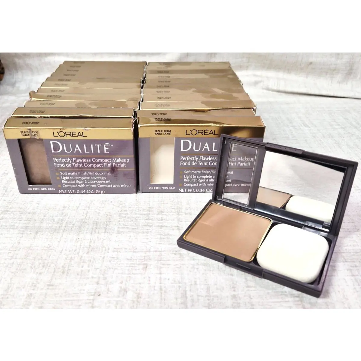 L`oreal Dualite Soft Matte Finish Light to Full Foundation Beach Beige Lot OF 22