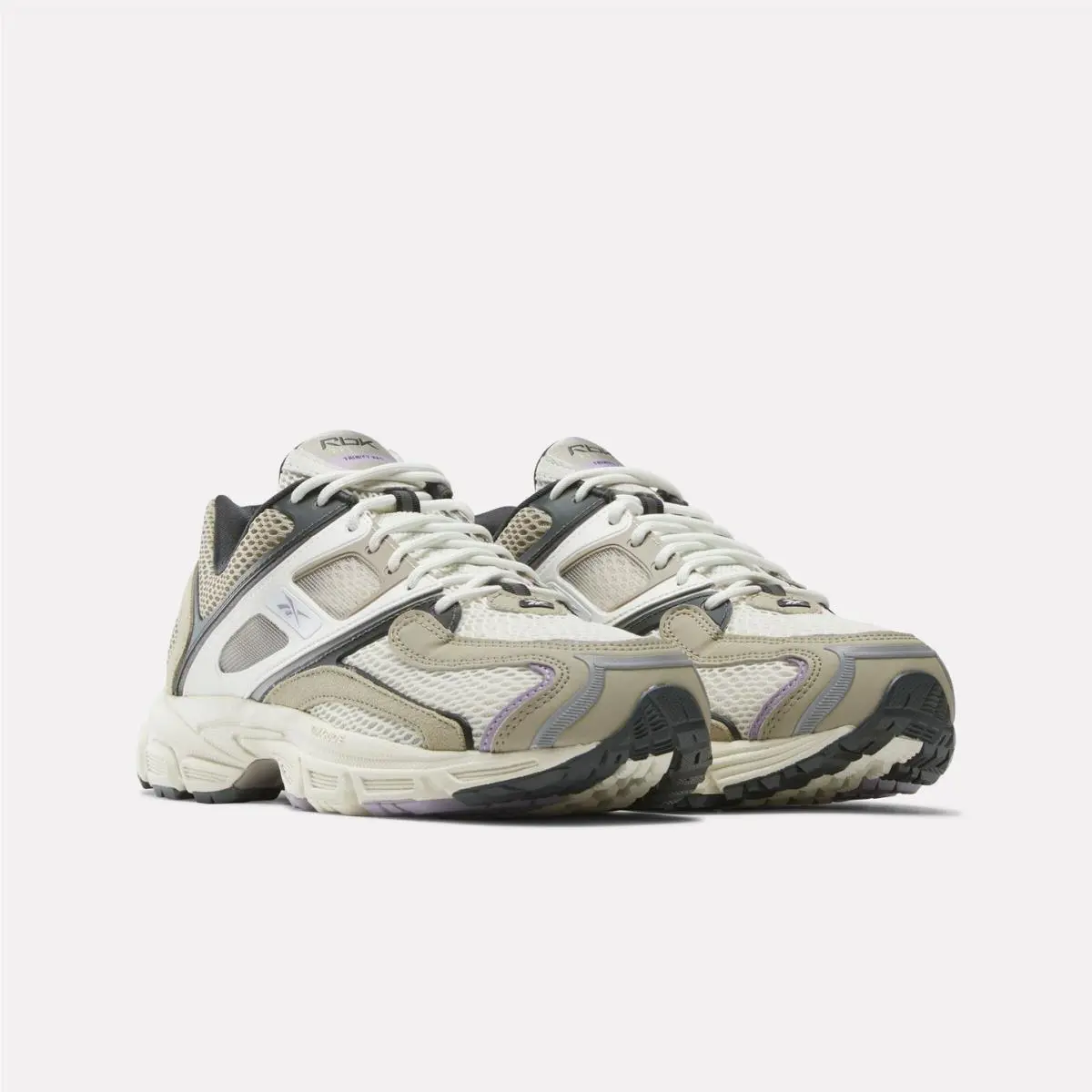 Reebok shoes - Beige 4