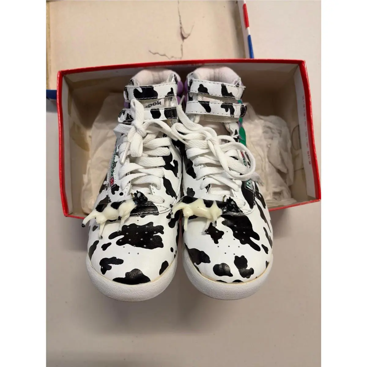 Reebok shoes - White 3