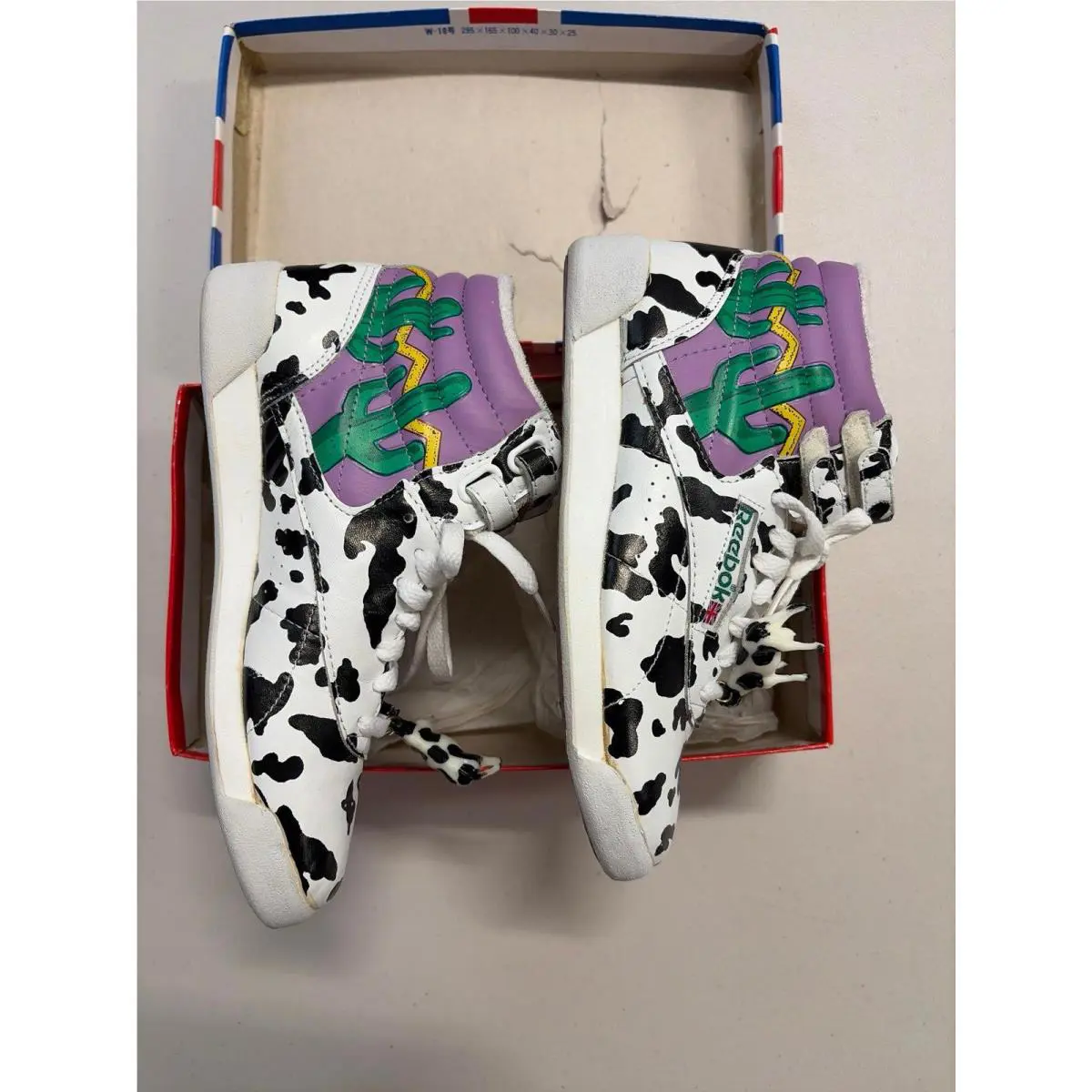 Reebok shoes - White 5
