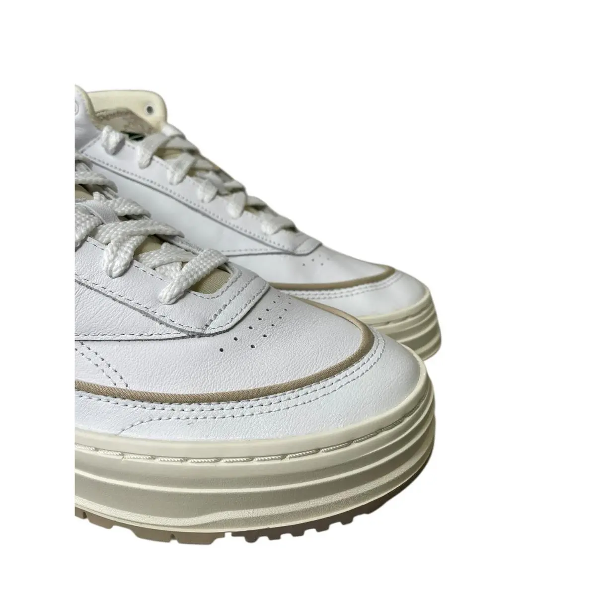 Reebok shoes - Club C Geo - Club Geo - LII44 - White (UPC: 195740897970) 2