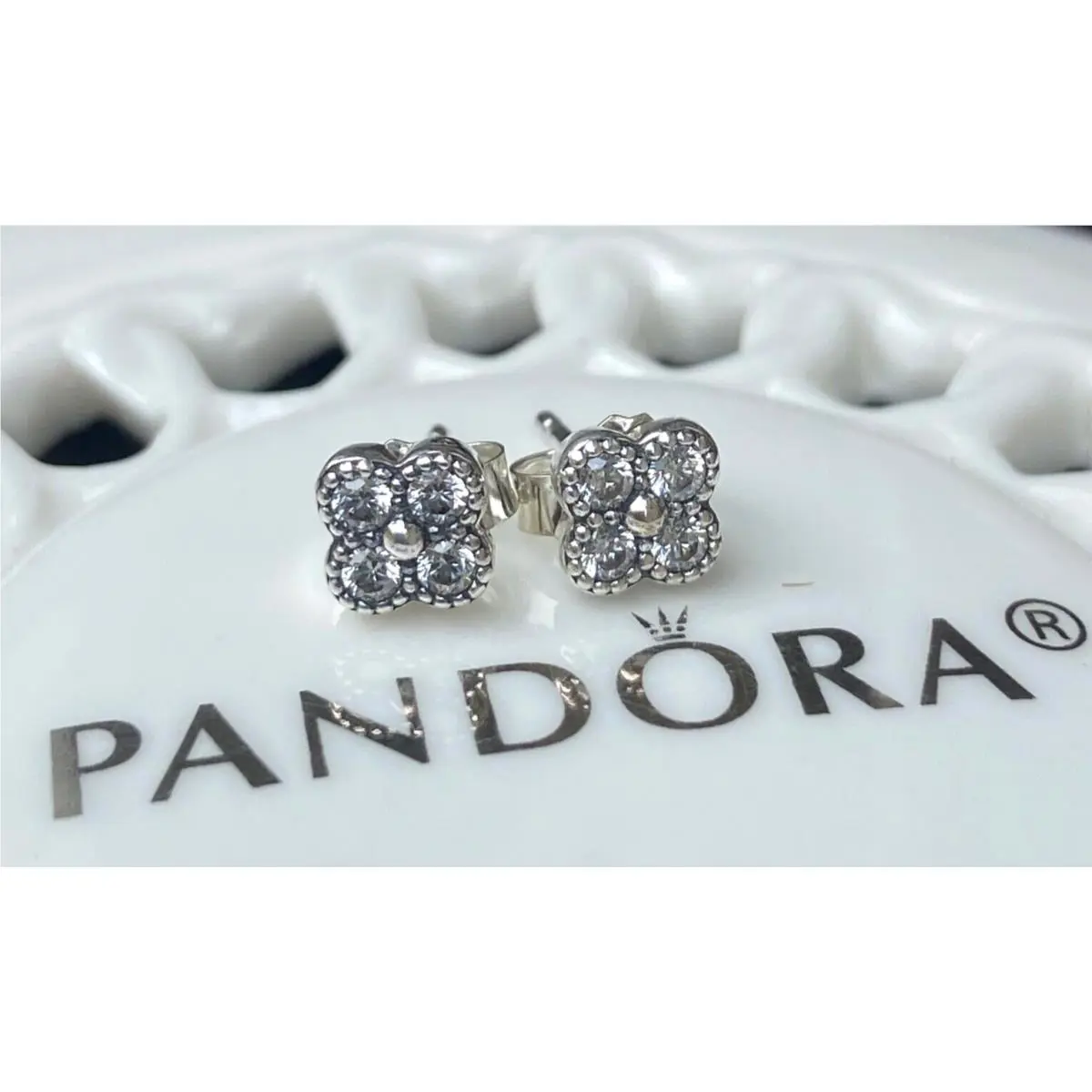 Pandora Clear Oriental Blossom Stud Earrings 290647CZ