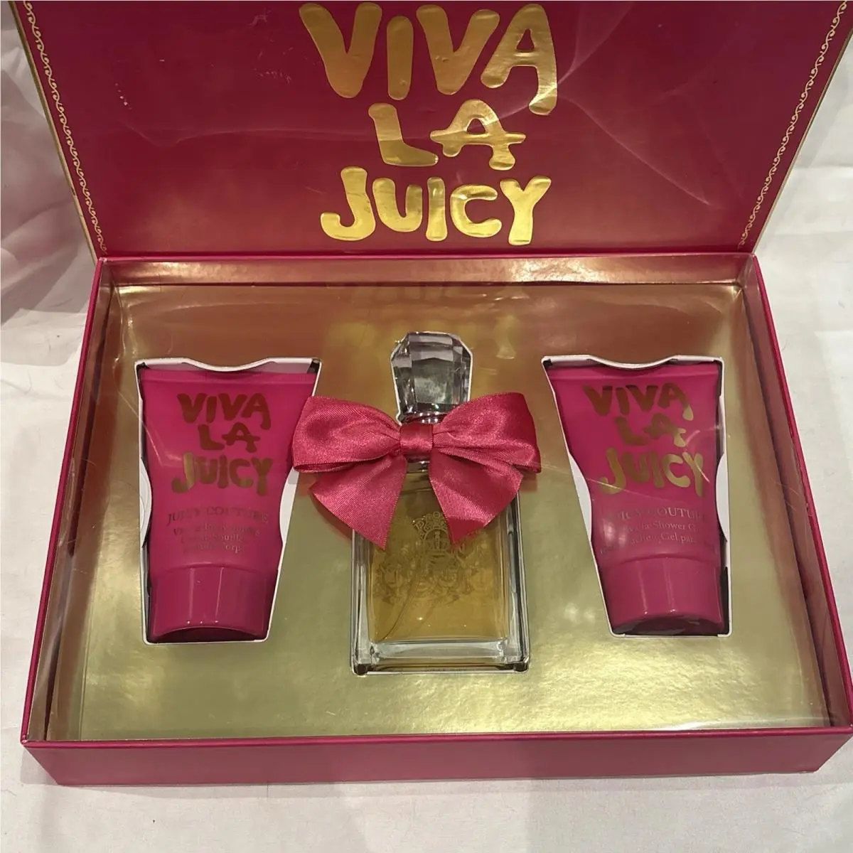 Viva La Juicy 3 Piece 3.4 Edt 4.2 OZ Body Lotion 4.2 OZ Shower Gel Set