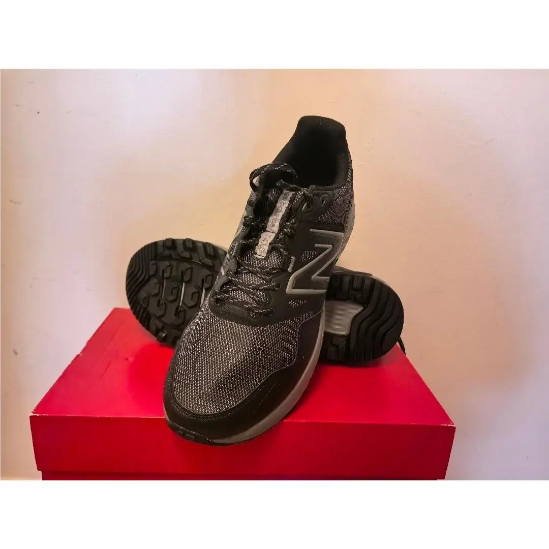 New Balance shoes - Main: Black 4