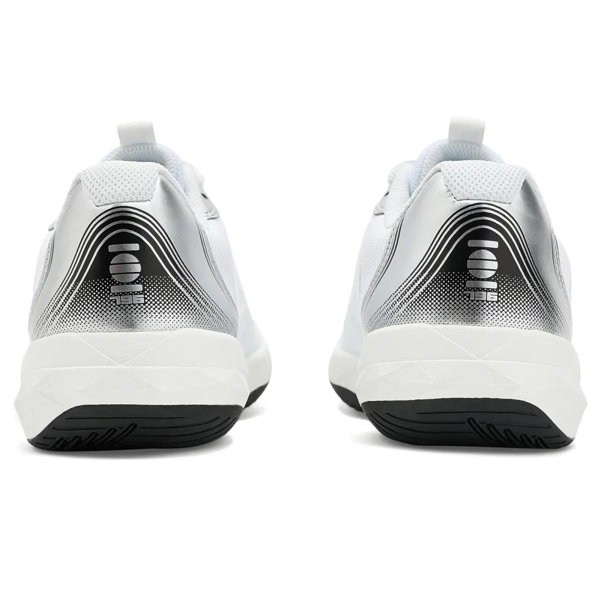 New Balance shoes - NB White/Black 5